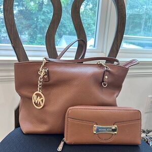 Michael Kors Leather Tote & Wallet